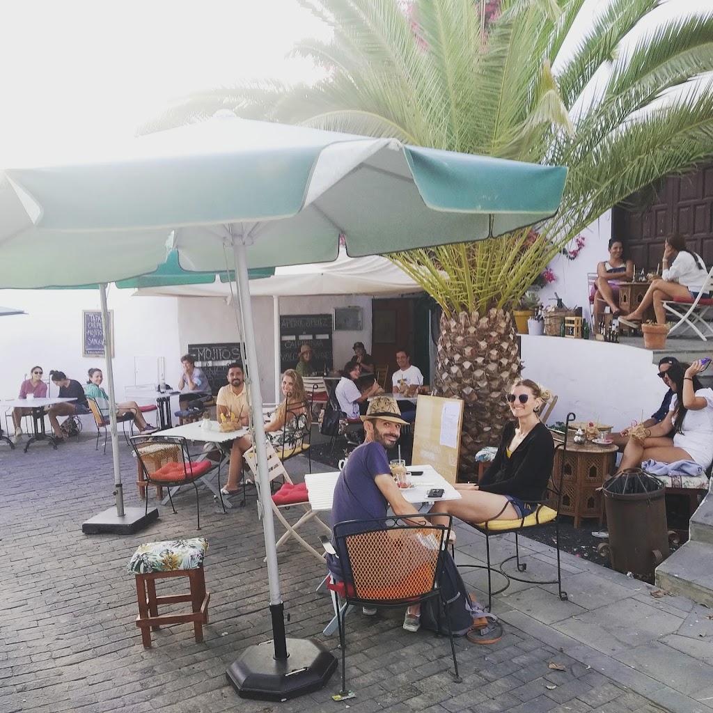 El Patio Creperie — Todas