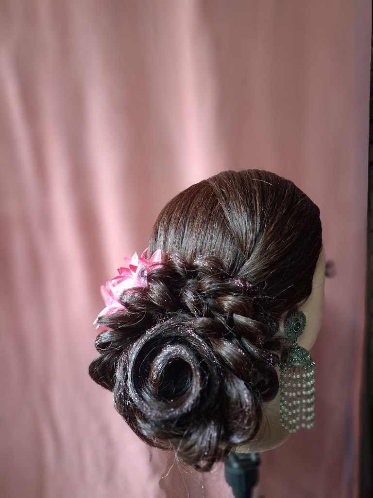 Subulumita Beauty Parlour