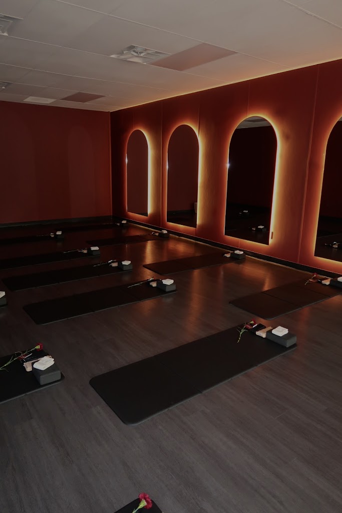 ENA PILATES STUDIO