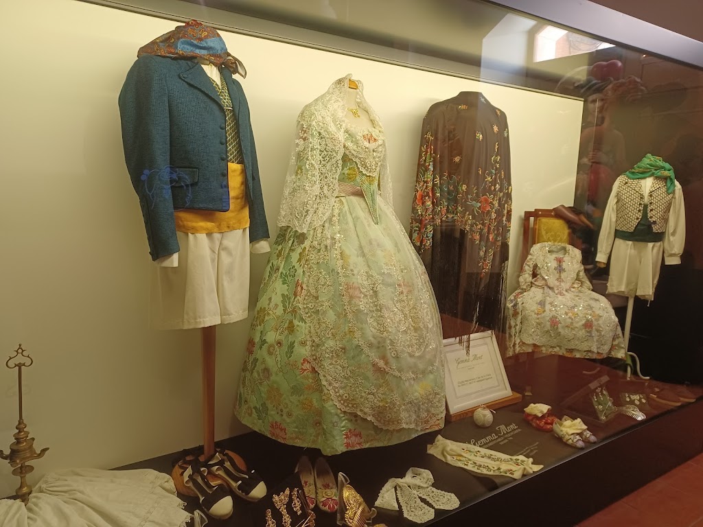 Casa de la Ensenanza - Museo Fallero