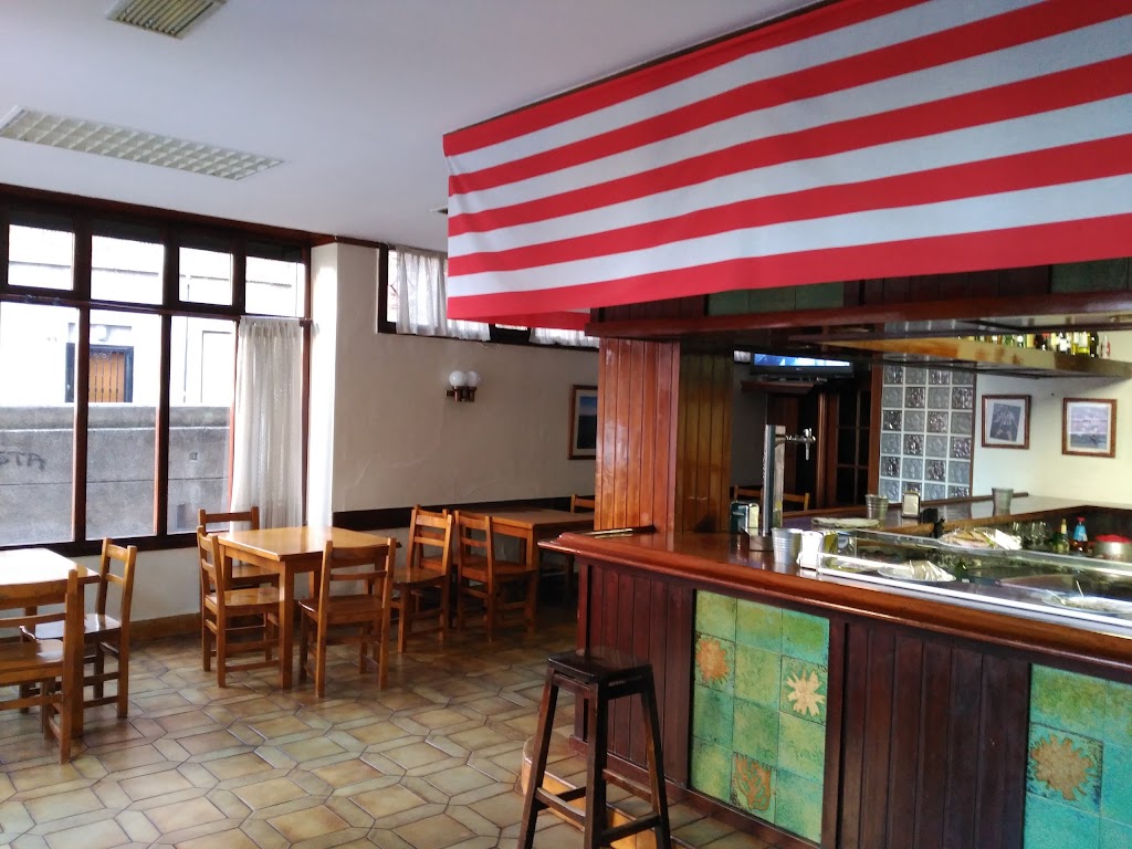 Cafeteria Azkorri — Ambiente