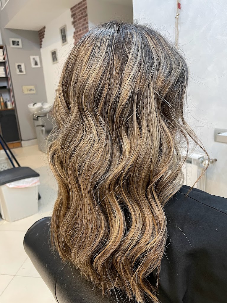 SALON DE PELUQUERIA SPAZIO