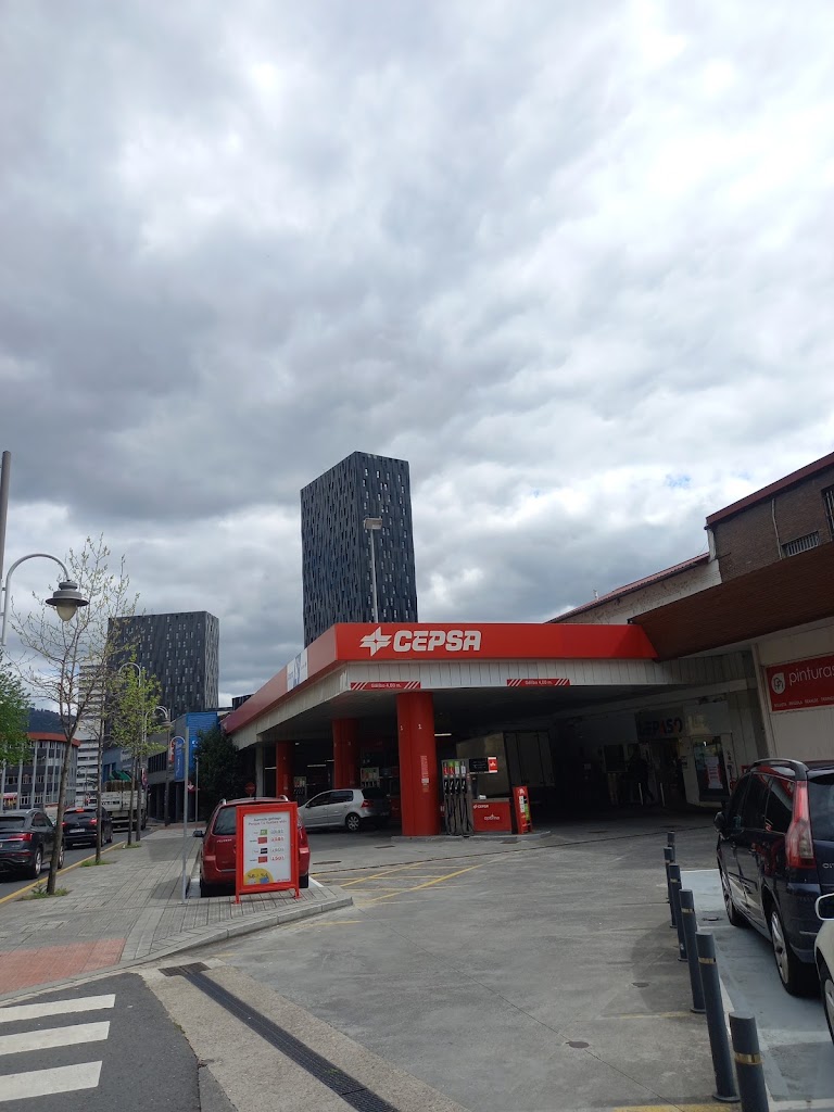Estacion de servicio Cepsa — Del propietario
