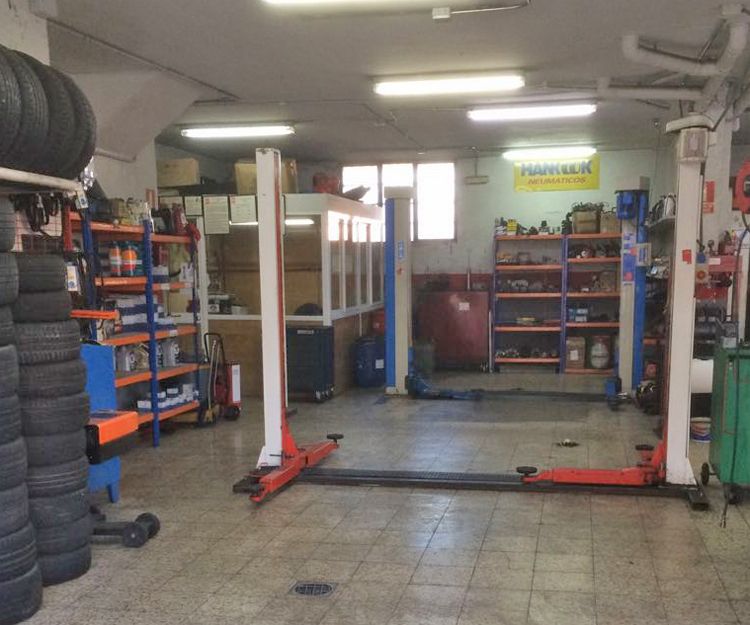Taller Motor 94 Arroyomolinos — Interior