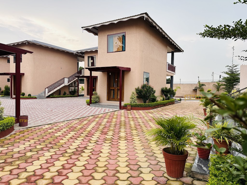 Jalsa Hotel Resort