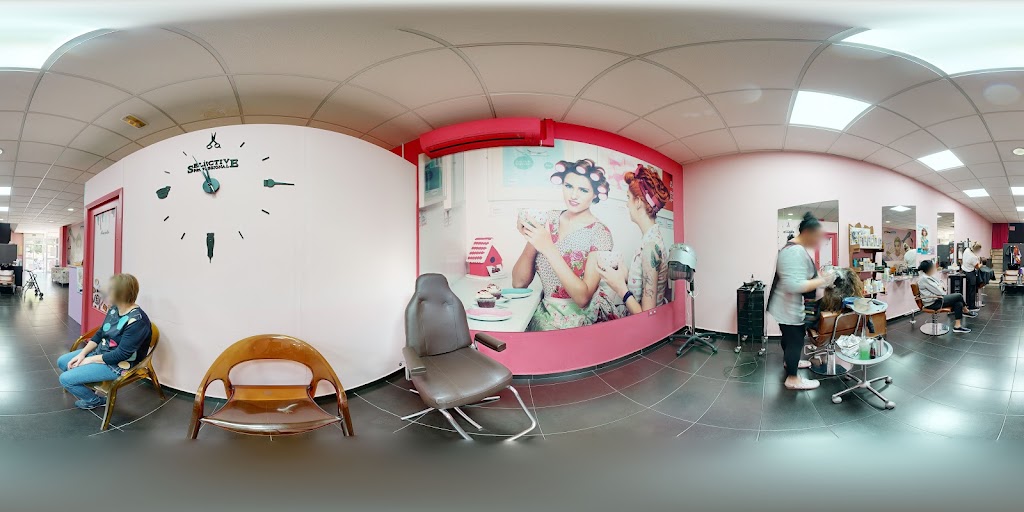 Mymus — Interior