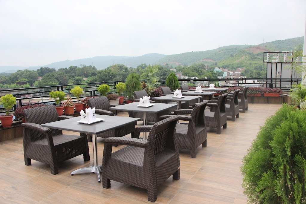 Hotel Nilima Palace
