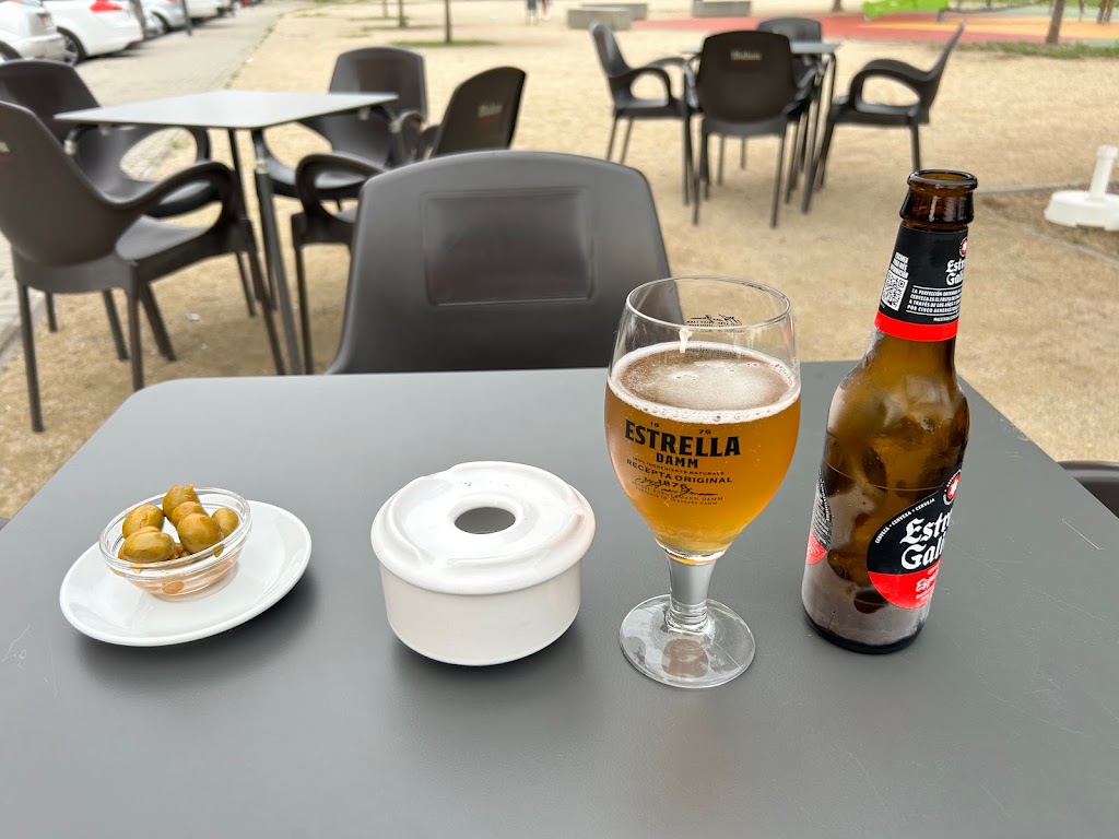 RESTAURANTE BAR EPORA 2 — Comida y bebida
