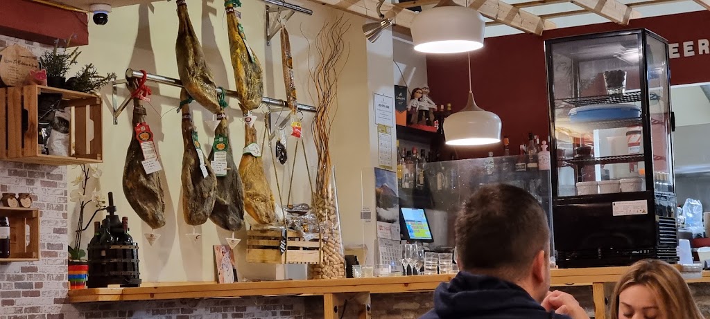 Restaurante El Jamon de Moises — Ambiente