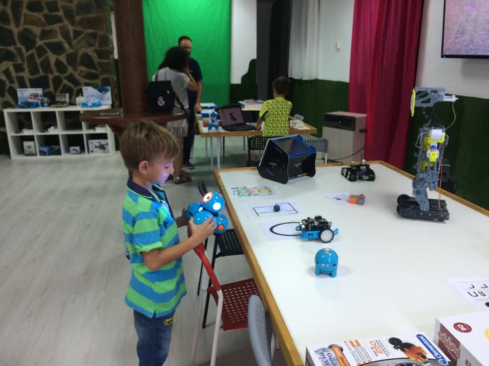 Escuela Tecnologica SAT Computer