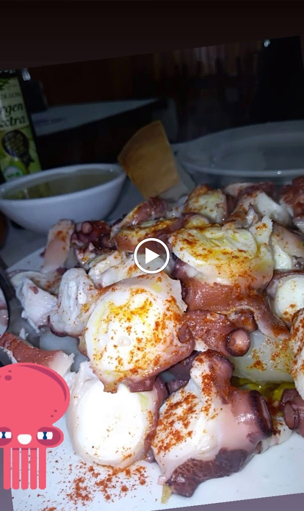 Meson Pulperia O Tipico — Videos
