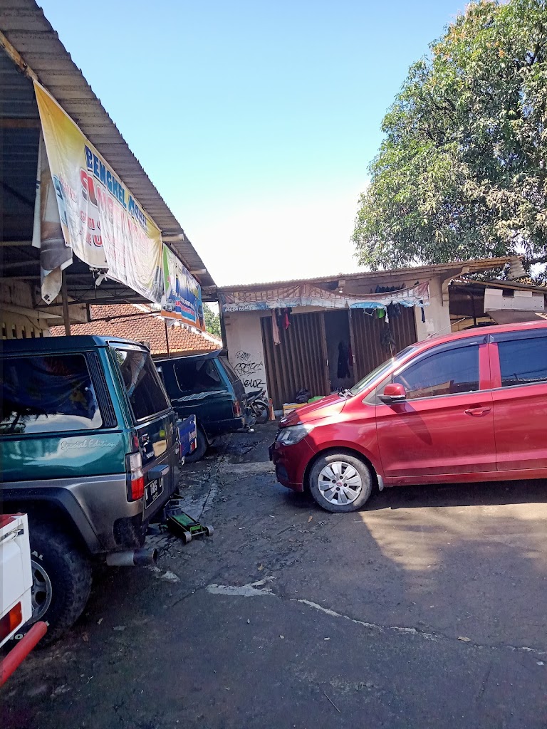Bengkel Mobil Sumber Rejeki