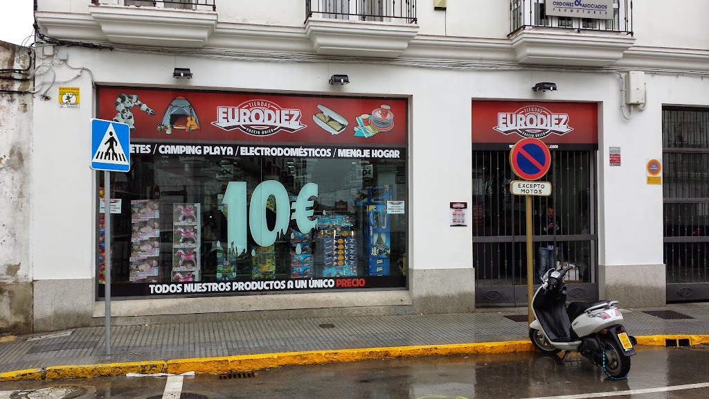 Foto 2 de Tiendas Eurodiez S.L.