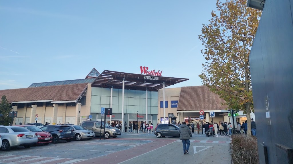 Aparcamiento — Estacionamiento