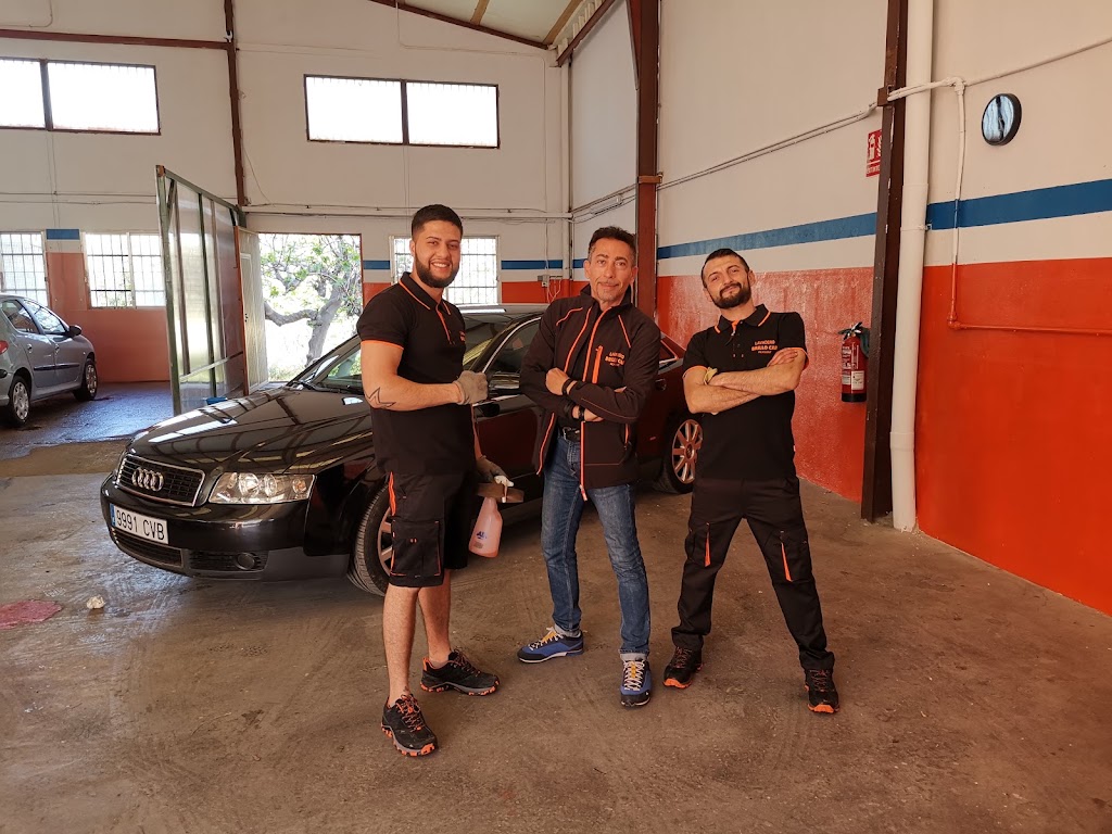 Lavadero de coches Brillo car — Del propietario