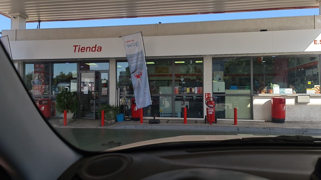 Estacion de servicio Cepsa — Exterior
