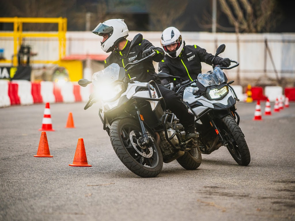 Autoescuela Zona F - Esplugues