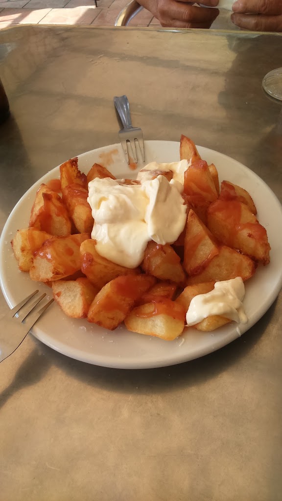 la taberna del valles — Comida y bebida