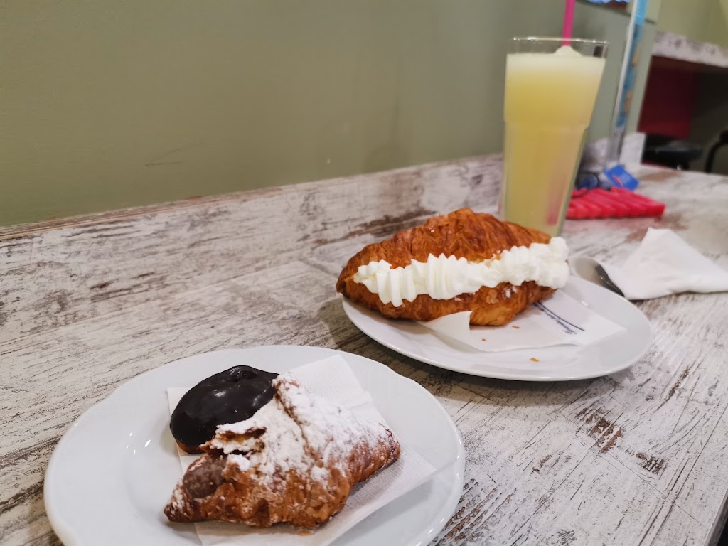"XOCOLATERIA GRANJA BORN 15" — Comida y bebida