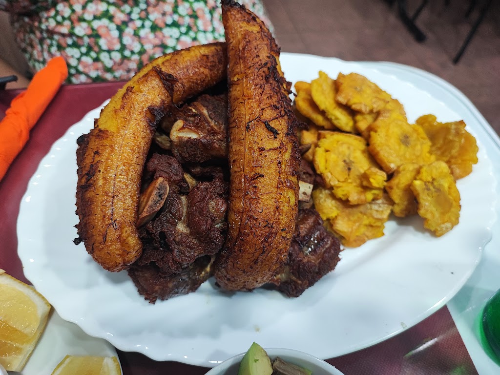 Restaurant El Gran Chonero — Patacon