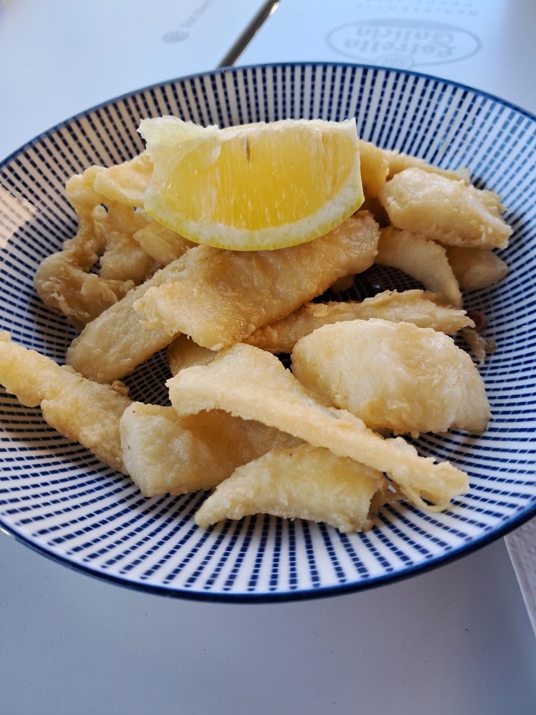 Bar Zambrano — Comida y bebida