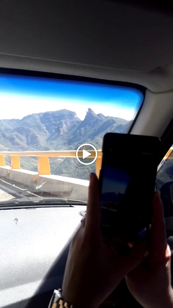 Gasolinera Pemex — Videos