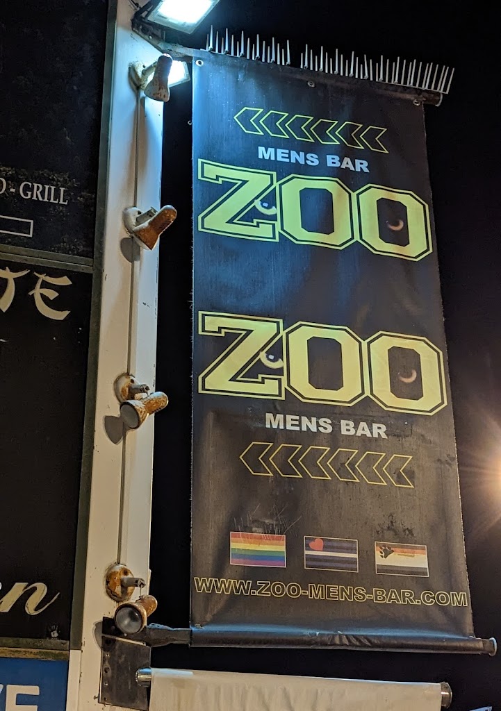 Zoo Mens Bar