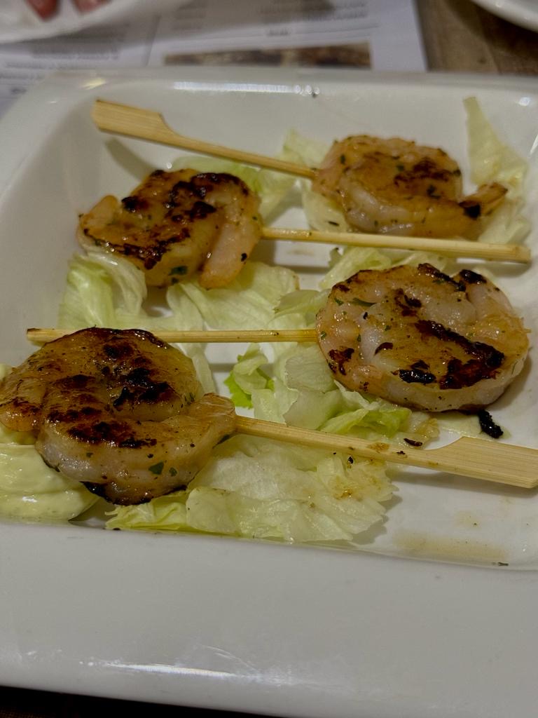 Leones — Comida y bebida