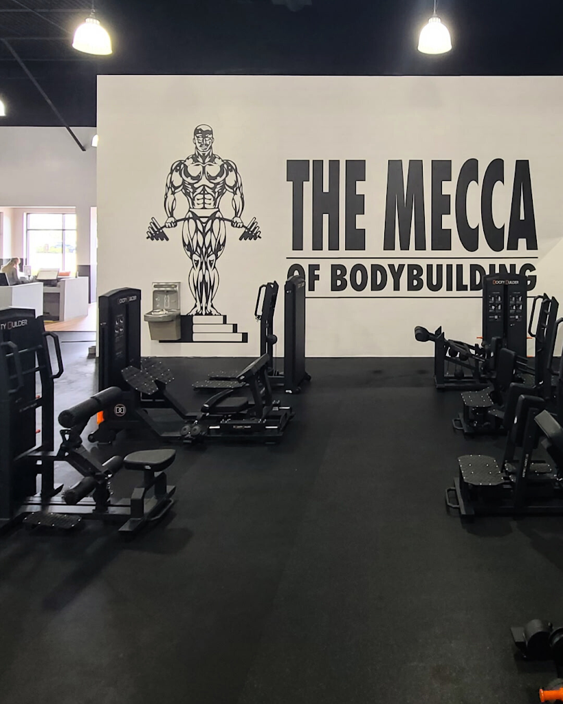  Gold's Gym North Naples