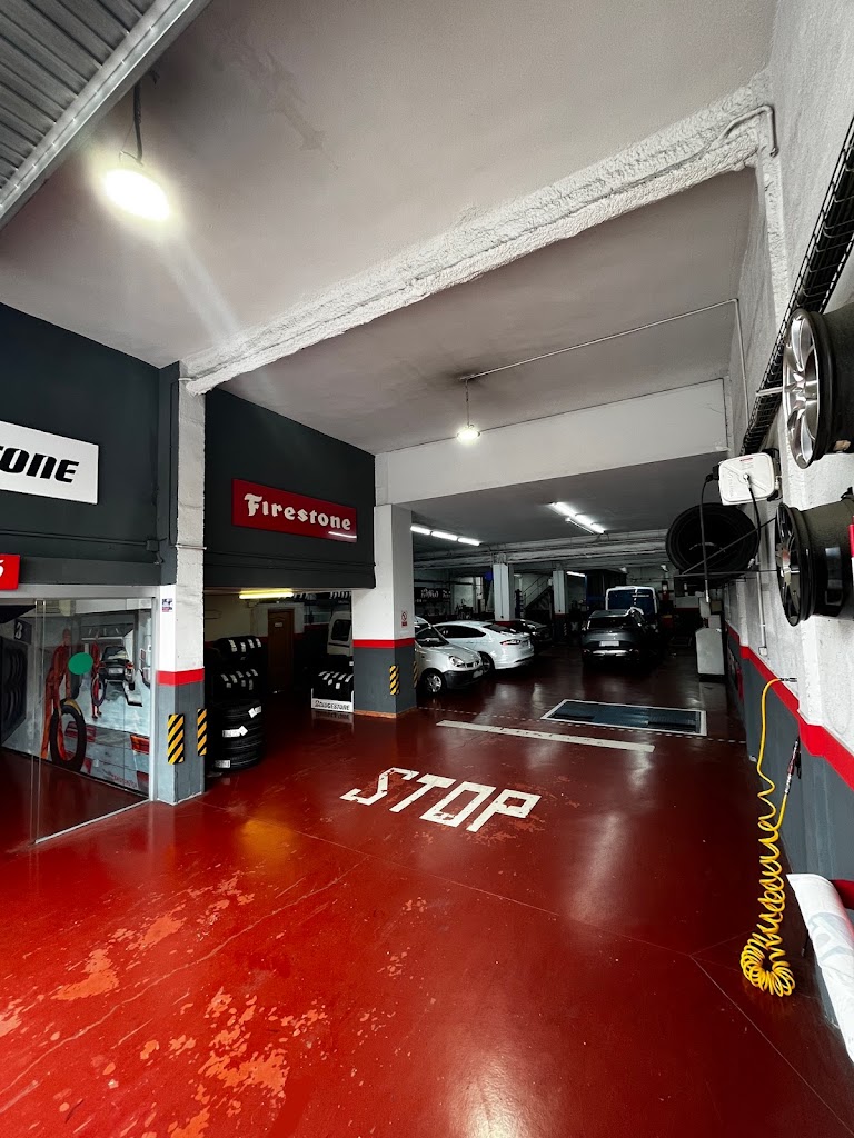 TALLERS RASUS S.L. — Interior