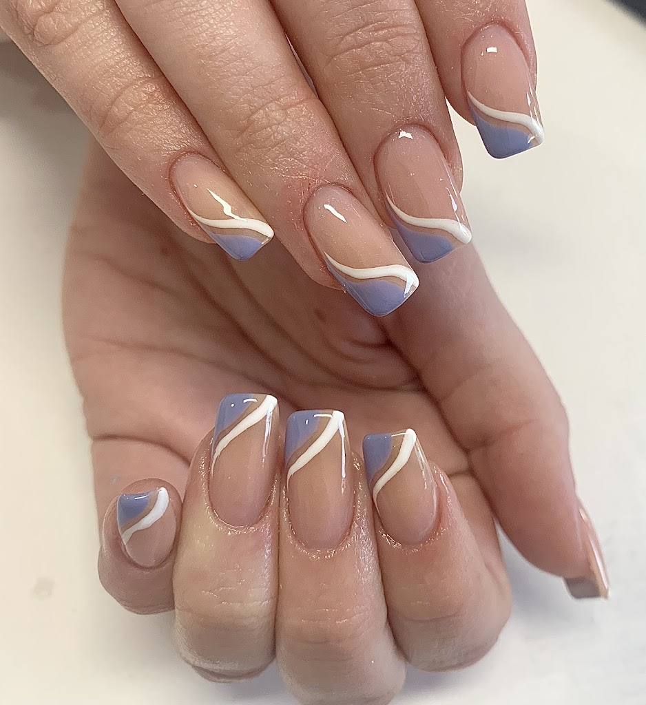 Lorena Gomez Nails & Beauty