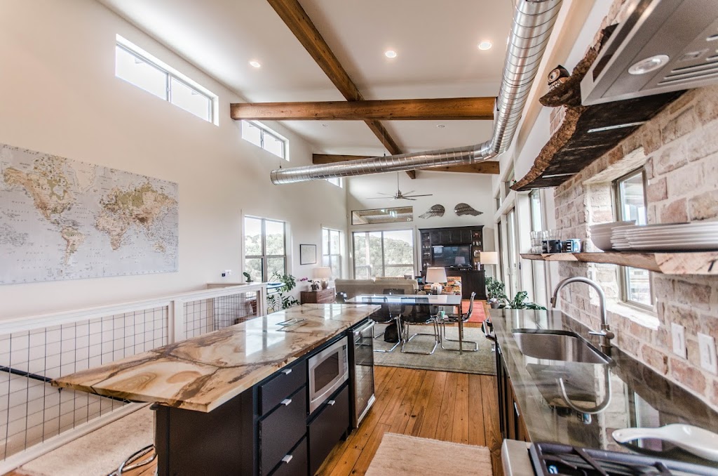 SKYHOUSE Canyon Lake