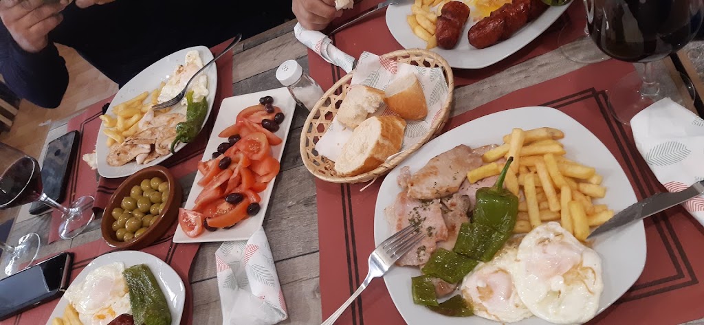 IVETTE BAR AND COFFEE — Papas fritas