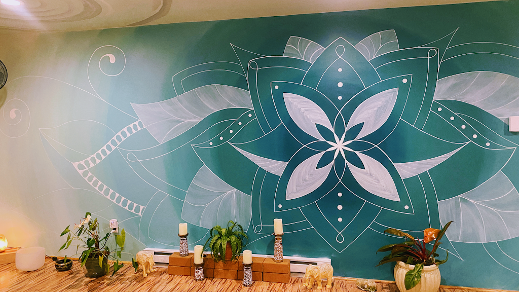  Nanaquaket Yoga Studio