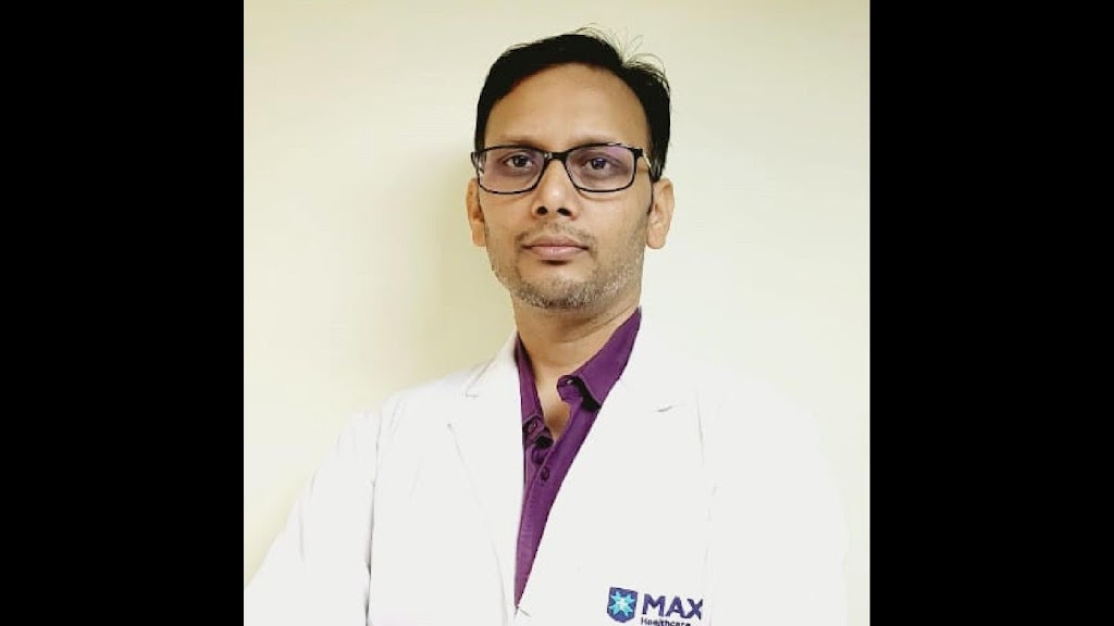 Dr. Dr Dheeraj Sharma Best Cardiologist In Vaishali Ghaziabad