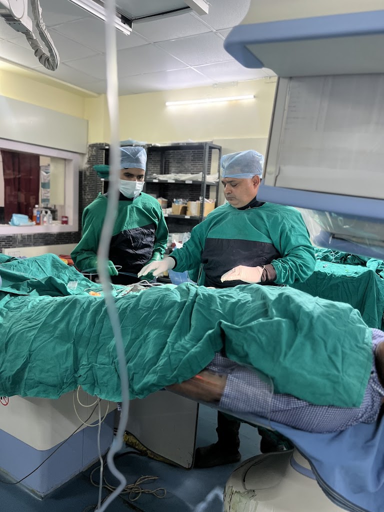 Dr. Dr Neeraj Sharma Best Cardiologist Heart Specialist In Jammu