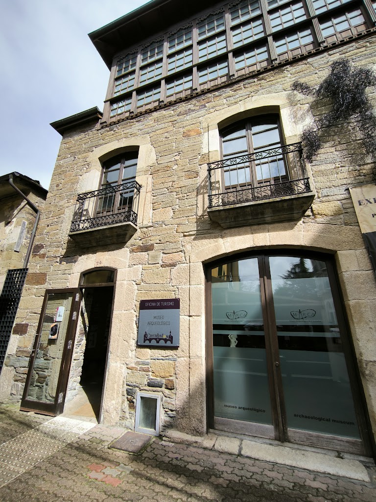 Museo Arqueologico de Cacabelos