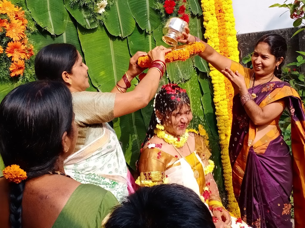 Colours Beauty Parlour