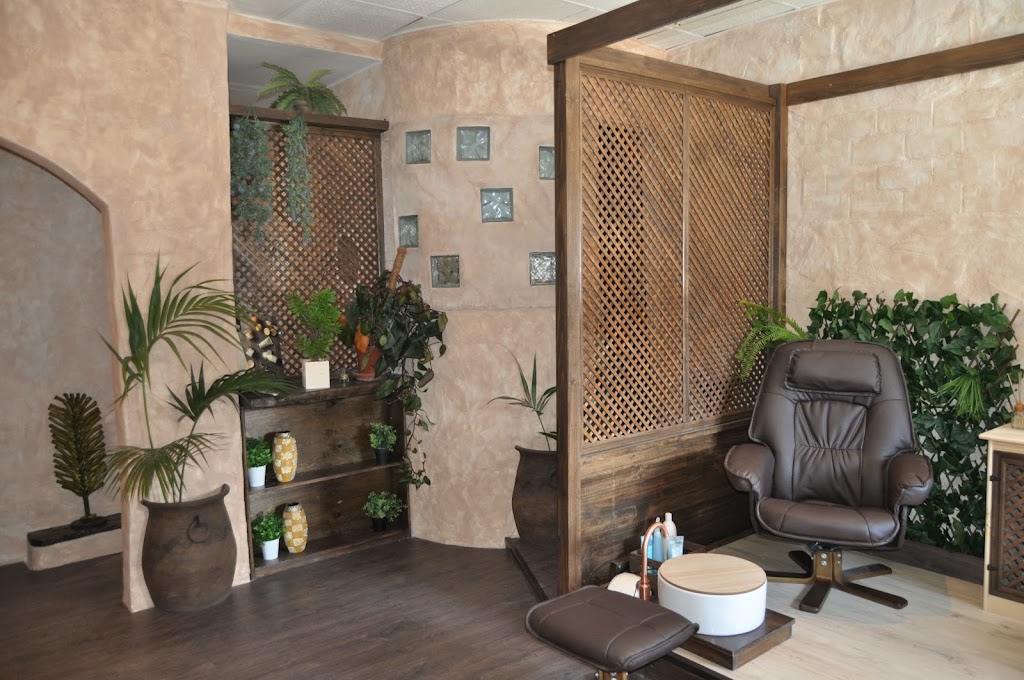 Oasis Hair & Beauty — Del propietario