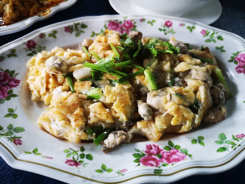 พัฒน์ราดหน้าหมูนุ่ม (เหลาริมทาง)의 사진