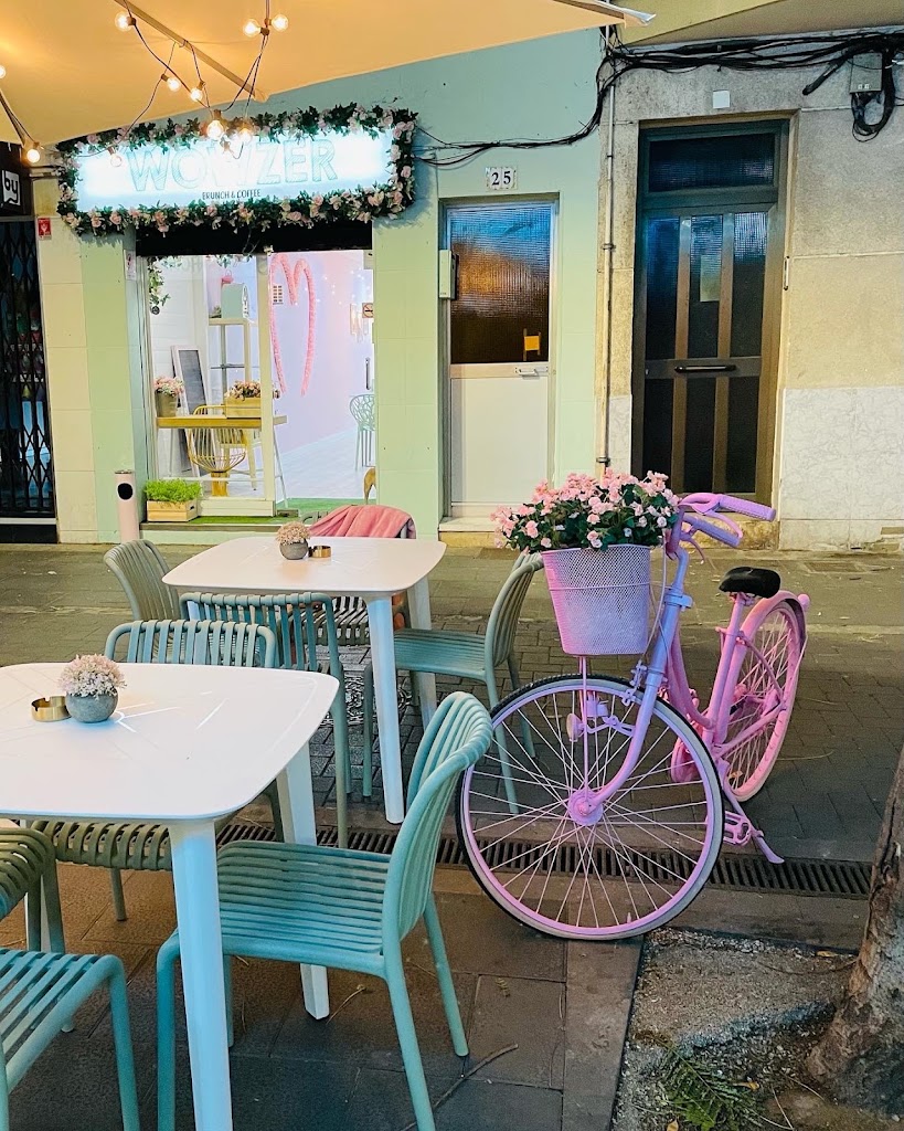 Wowzer Brunch and Coffee — Ambiente