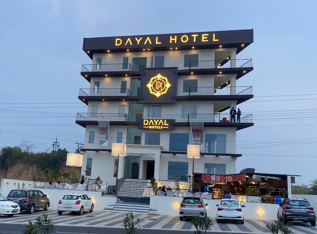 Dayal Hotel