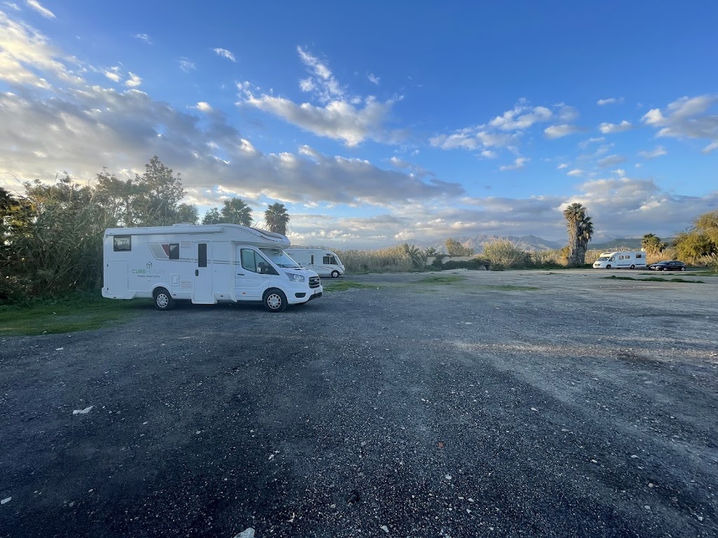Aparcamiento Descampado