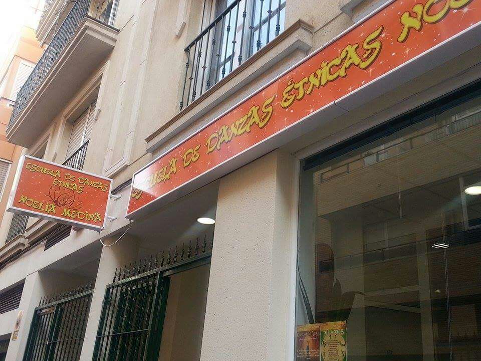 Escuela de Danzas Etnicas Noelia Medina