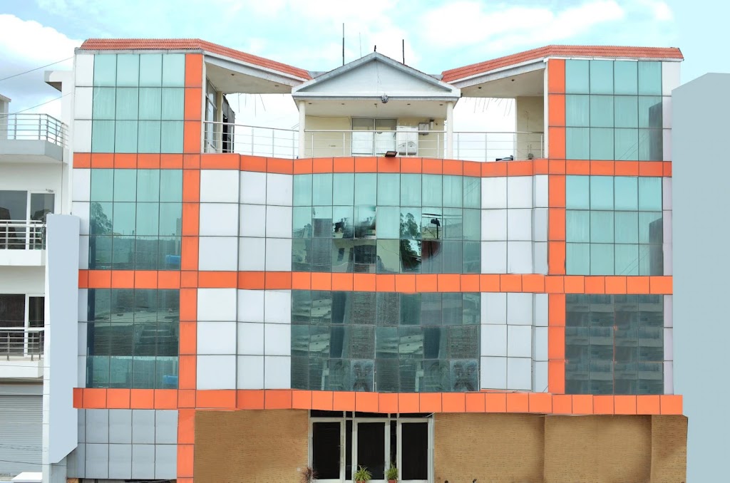 Hotel Dove Chandigarh