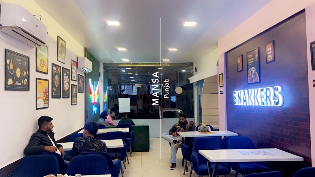 Snakkers Mansa Restaurant In Mansa