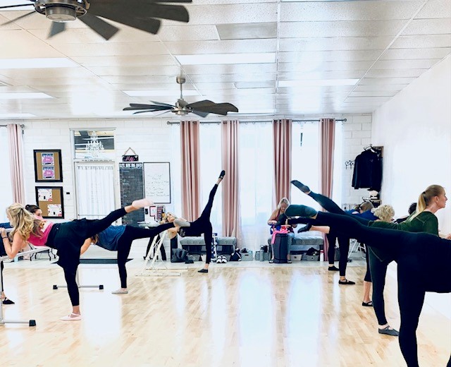  ÉLITE BARRÉ FITNESS STUDIO