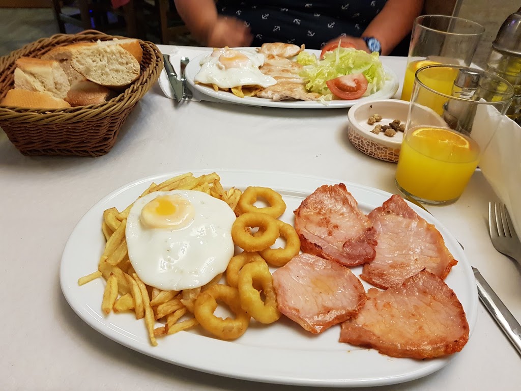 Bar Laurak — Comida y bebida