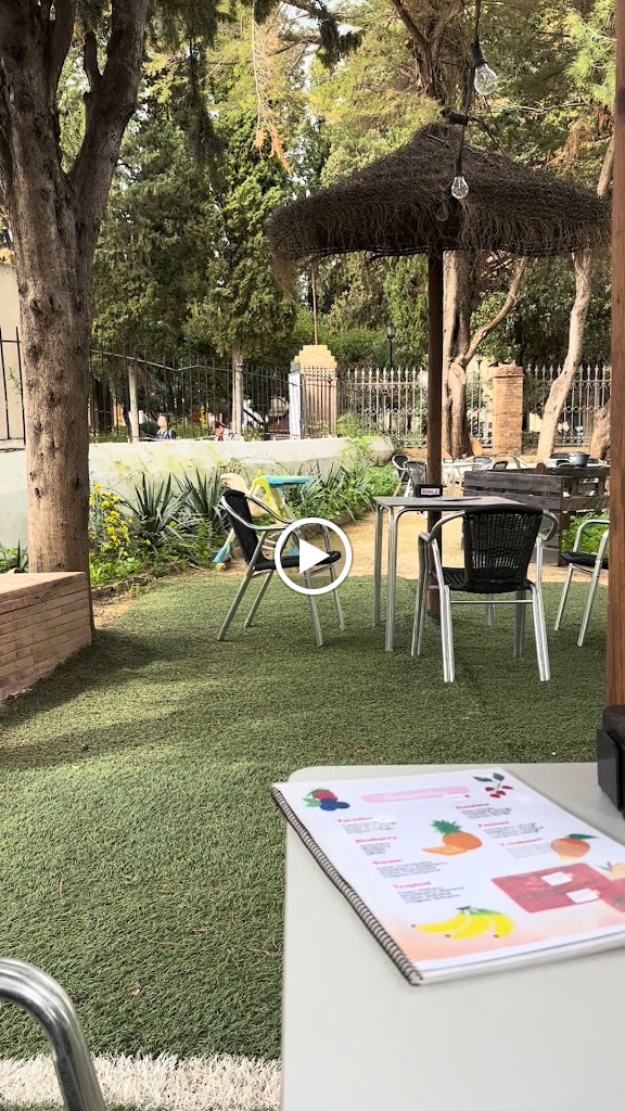 Terraza restaurante el castillo — Ambiente