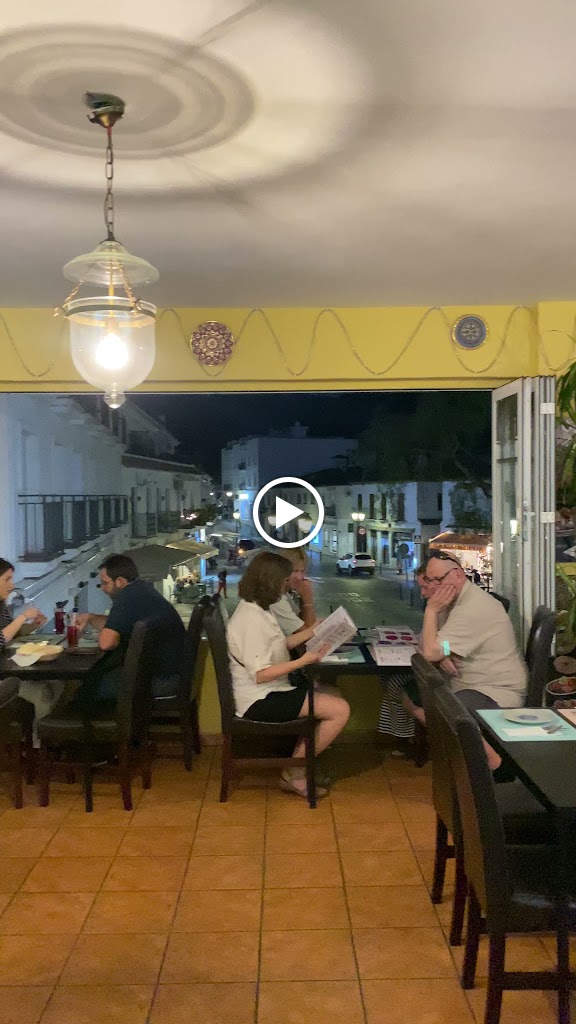 Authentic Indian Restaurant Balcon de Mijas — Ambiente